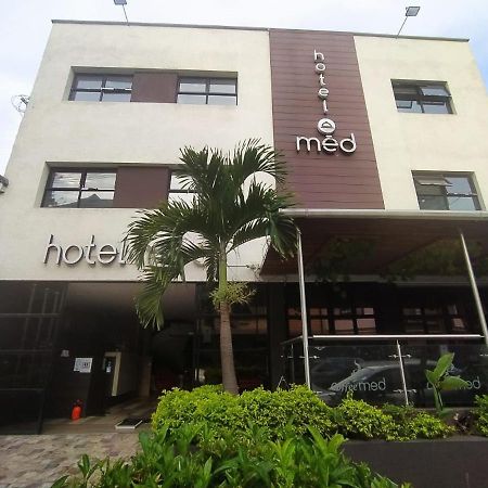 Hotel Med 70 Medellin Luaran gambar