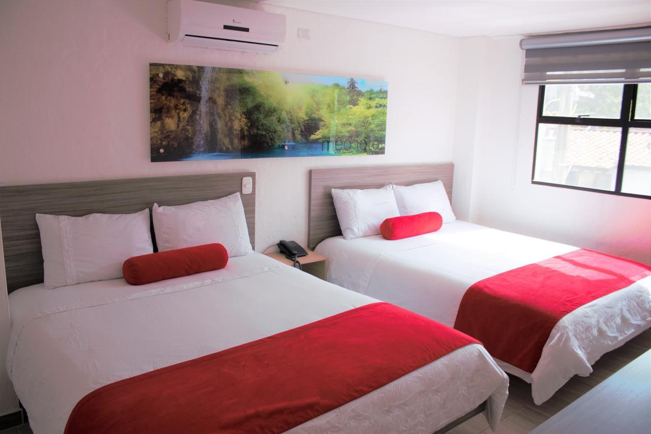 Hotel Med 70 Medellin Luaran gambar