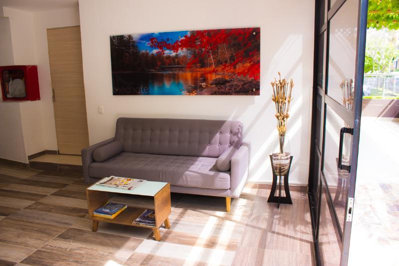 Hotel Med 70 Medellin Luaran gambar