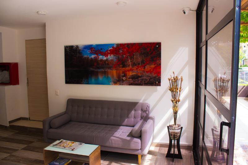 Hotel Med 70 Medellin Luaran gambar