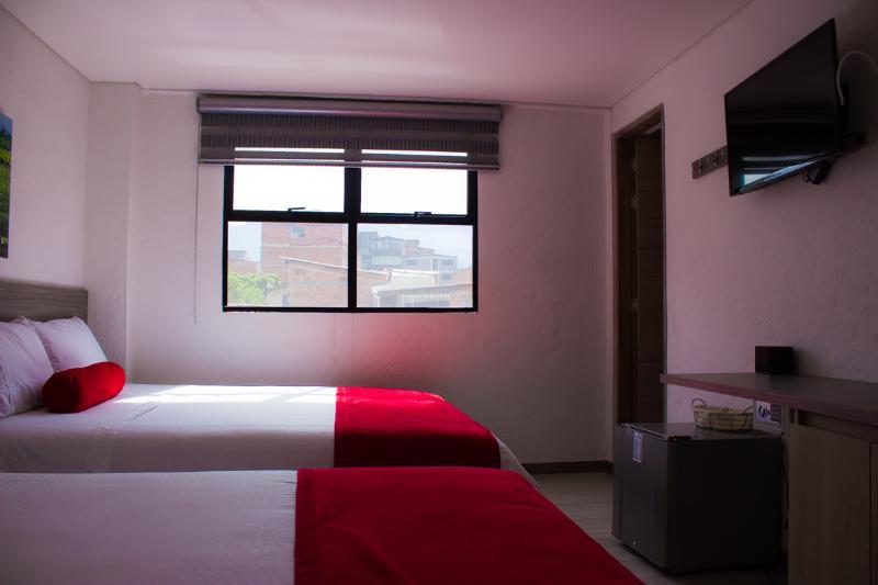 Hotel Med 70 Medellin Luaran gambar